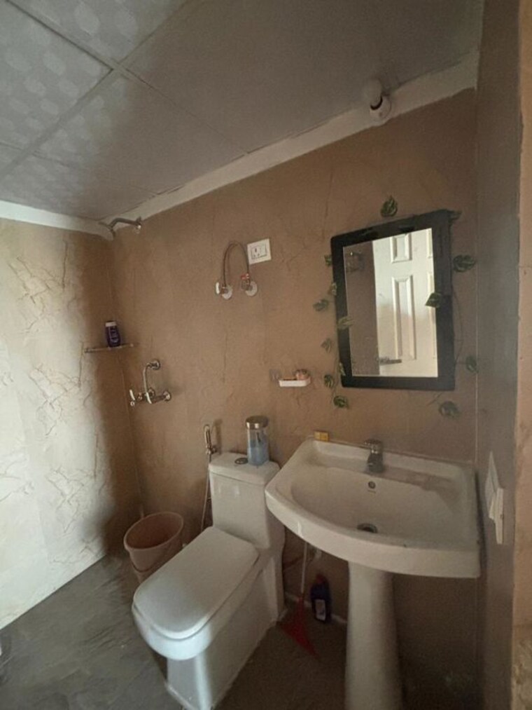 Bathroom, mahaluxmi-migsun-ultimo 2 Bedroom 1050 Sq.Ft. Apartment In Omicron Iii Greater Noida Greater Noida 10463590