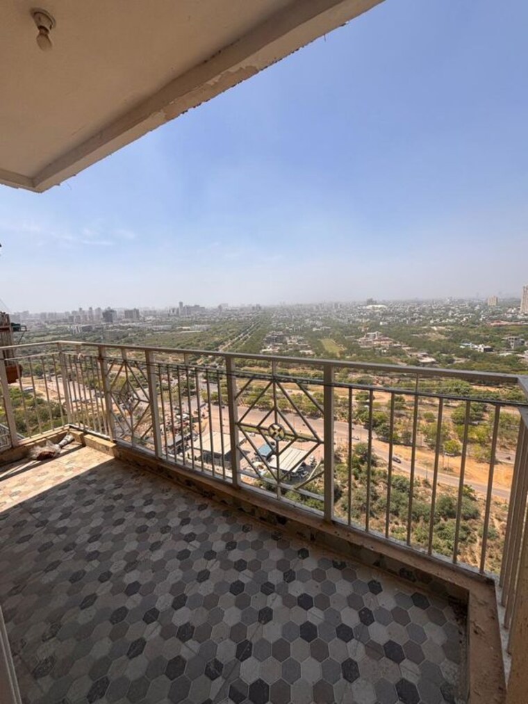 Balcony, mahaluxmi-migsun-ultimo 2 Bedroom 1050 Sq.Ft. Apartment In Omicron Iii Greater Noida Greater Noida 10463590