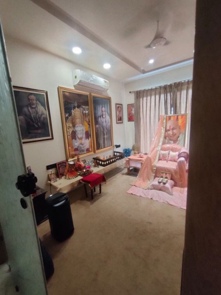 Living Room, shapoorji-pallonji-joyville-tower-crown 4 Bedroom 2162 Sq.Ft. Apartment In Sector 102 Gurgaon 10463605