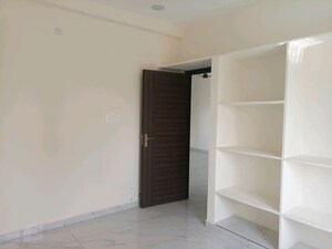Room in 3 BHK Independent House at Mayuri Nagar – for Rent