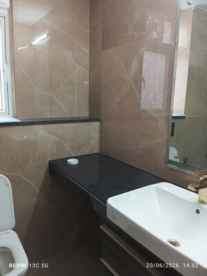 Bathroom in 2.5 BHK Apartment at Smart World Orchard, Sector 61 – for Rent