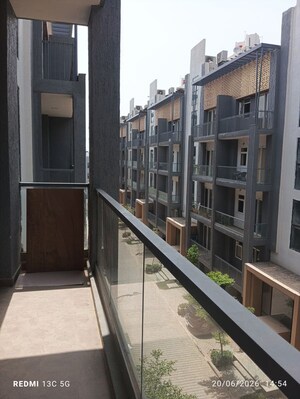 Balcony in 2.5 BHK Apartment at Smart World Orchard, Sector 61 – for Rent