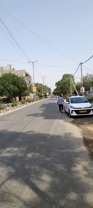 Parking in  Builder Floor at Rohini – for Sale