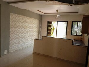 Room in  Apartment at Patethan – for Sale