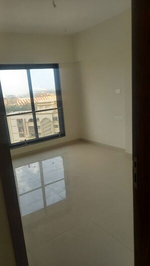 Room in 2 BHK Apartment at Avigna CHS, Chembur – for Rent