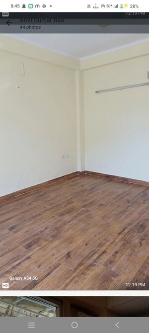 Room in 3.5 BHK Builder Floor at Orchid Island, Sector 51 – for Rent