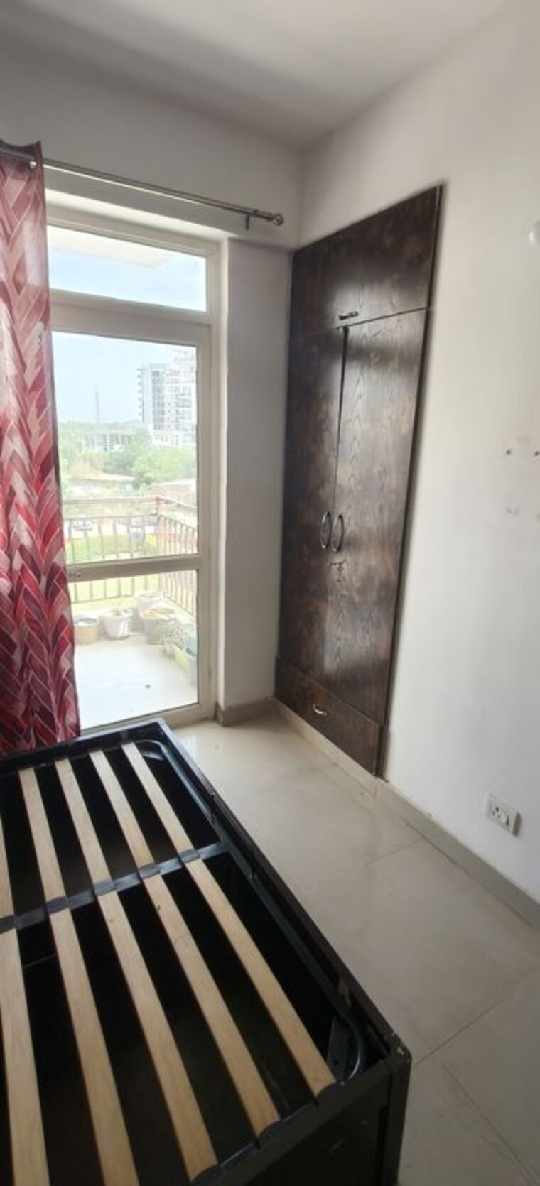 Balcony, suncity-avenue-76 2 Bedroom 615 Sq.Ft. Apartment In Sector 76 Gurgaon 10463834