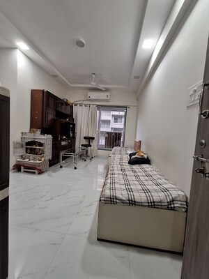 Room in 1 BHK Apartment at Supreme Imperial, Borivali West – for Sale