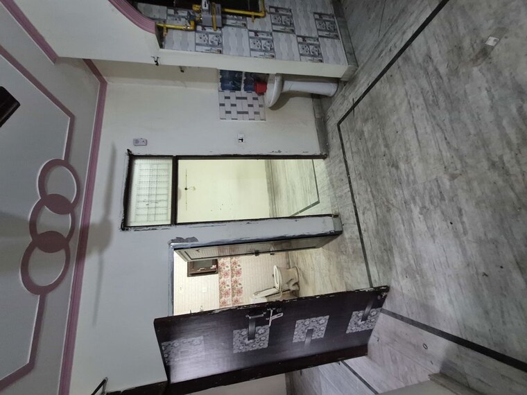 Kitchen, mayur vihar 2.5 Bedroom 480 Sq.Ft. Builder Floor In Mayur Vihar Delhi 10463857