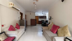 1 BHK Apartment For Rent in Mota Mahal Apartment, Andheri West