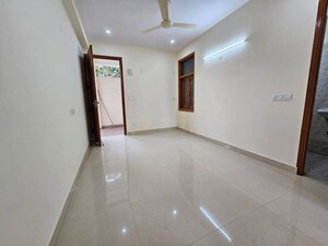 Building Lobby in 1 BHK Builder Floor at Saket – for Rent