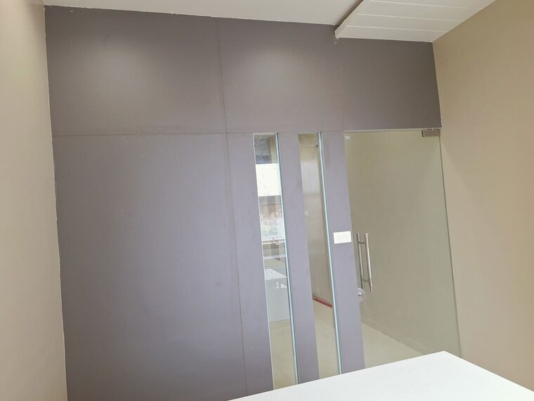 Room, mowa Commercial Office Space 500 Sq.Ft. In Mowa Raipur 10463870