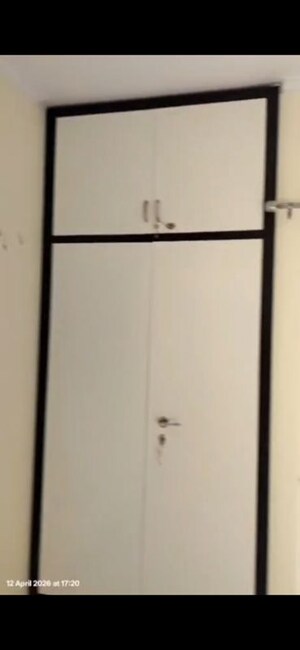 Furnished Amenities in 4 BHK Apartment at Siddharth Vihar – for Rent