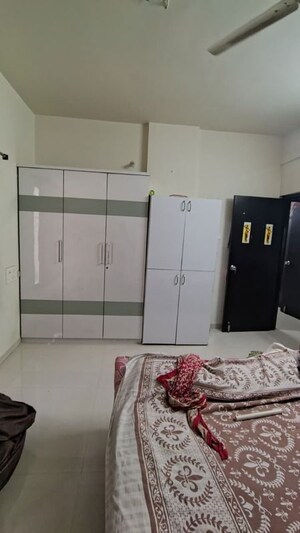 Bedroom in 2.5 BHK Apartment at Manish Nagar – for Rent