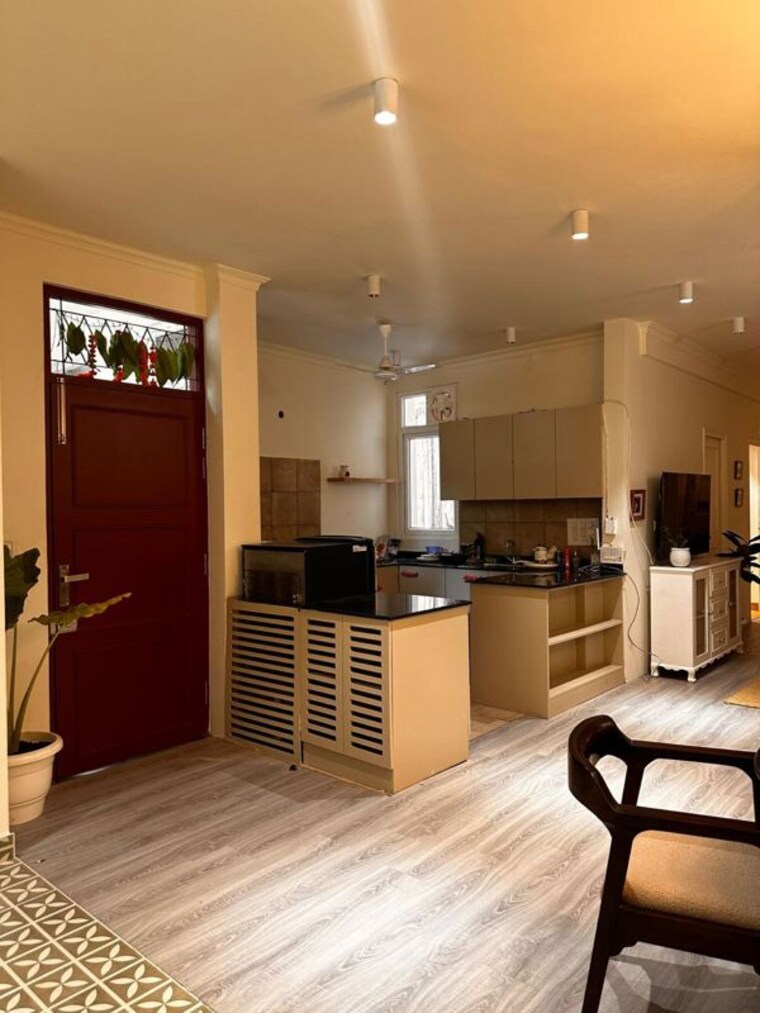 Living Room, neb sarai 2 Bedroom 450 Sq.Ft. Apartment In Neb Sarai Delhi 10463887