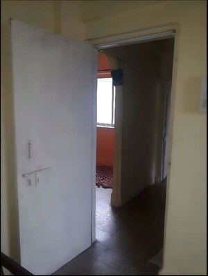  1 BHK Apartment at Thane West – for Rent