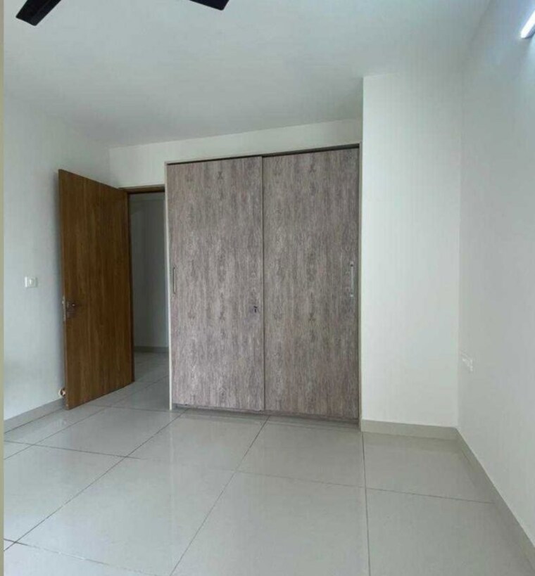 Room, snn-raj-etternia 3 Bedroom 1600 Sq.Ft. Apartment In Haralur Road Bangalore 10463916