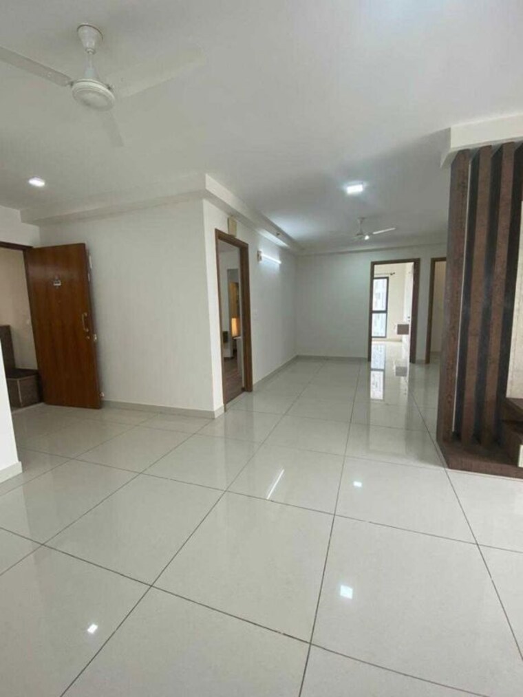 Room, snn-raj-etternia 3 Bedroom 1600 Sq.Ft. Apartment In Haralur Road Bangalore 10463916
