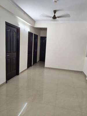 Room in 2 BHK Apartment at JM Florance, Tech Zone 4 Greater Noida – for Sale