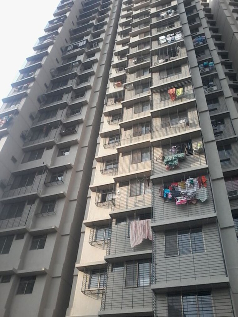 Exterior View, clover-everest-world-chs-ltd 3 Bedroom 950 Sq.Ft. Apartment In Kolshet Road Thane 10463954