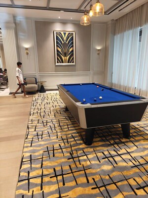 Furnished Amenities in 3 BHK Apartment at Raj Grandeur, Powai – for Rent