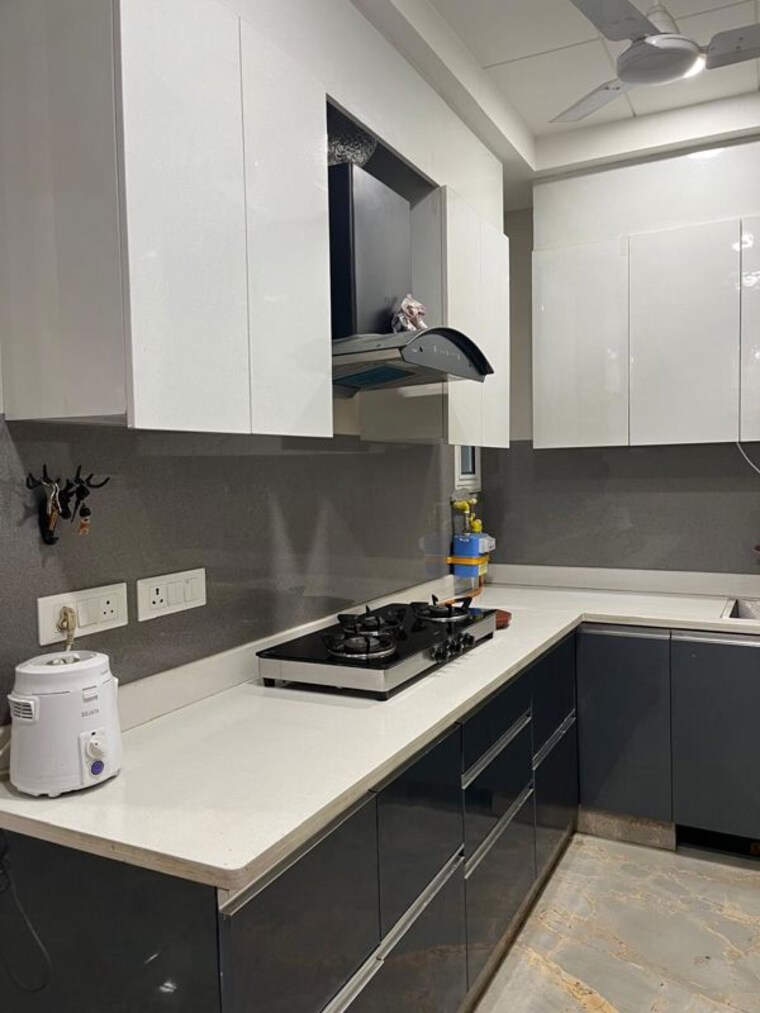 Kitchen, vasant vihar 4 Bedroom 500 Sq.Yd. Builder Floor In Vasant Vihar Delhi 10463988