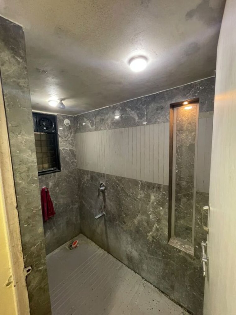 Bathroom, prem nagar 2.5 Bedroom 1300 Sq.Ft. Apartment In Prem Nagar Pune 10464014