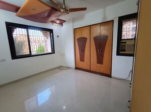 Room in 3 BHK Apartment at Runwal Estate, Dhokali – for Rent