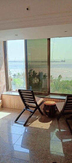 3 BHK Apartment For Rent in Bandra West