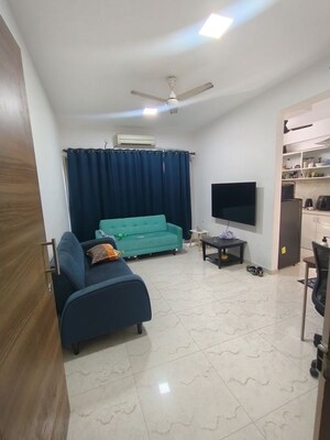 1 BHK Apartment For Rent in JP Eminence, Andheri West