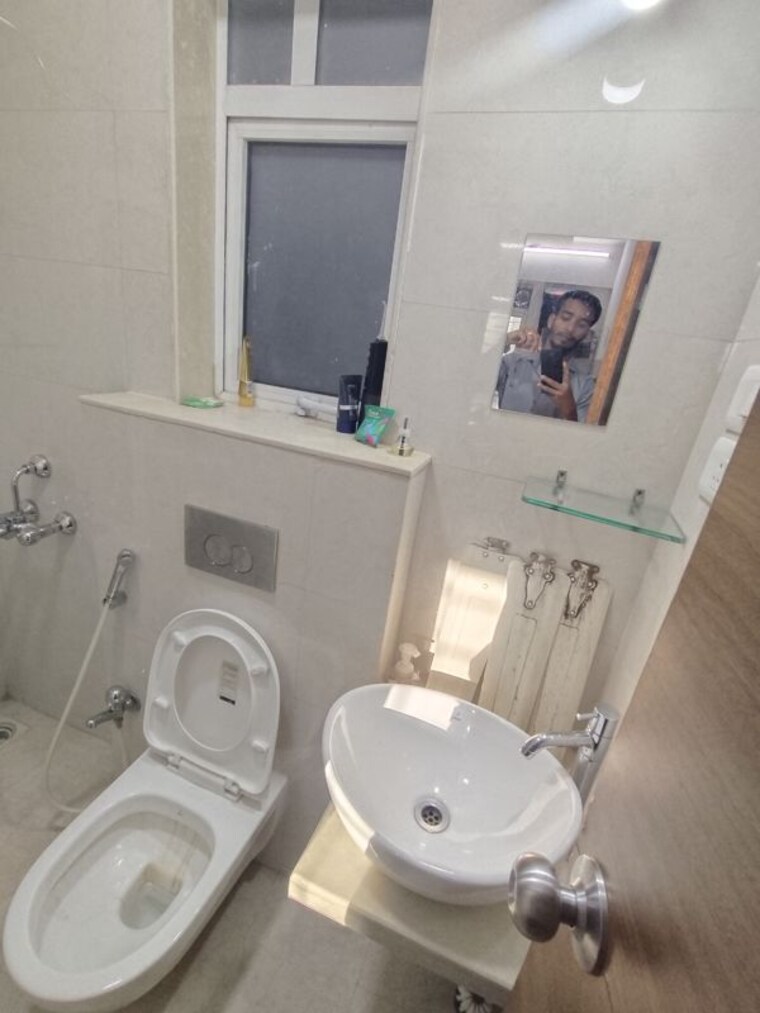 Bathroom, jp-eminence 1 Bedroom 410 Sq.Ft. Apartment In Andheri West Mumbai 10464028