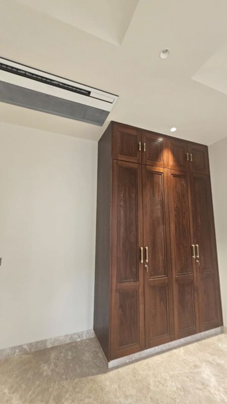 undefined, vasant vihar 4 Bedroom 800 Sq.Yd. Builder Floor In Vasant Vihar Delhi 10464044