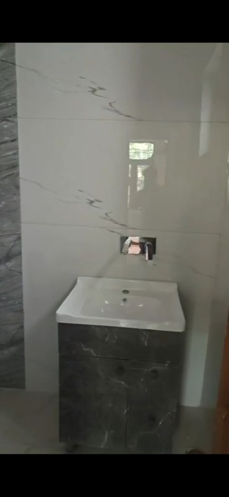 Bathroom, sector 21d 3 Bedroom 1800 Sq.Ft. Independent House In Sector 21d Faridabad 10464081