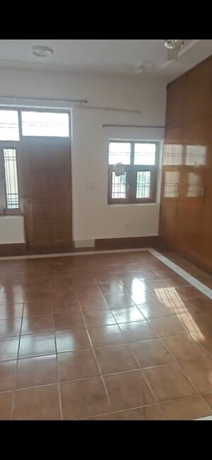 3 BHK Independent House For Rent in Sector 21d