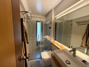 Team Area in 2 BHK Apartment at Crescent Apartment Bandra West, Bandra West – for Rent