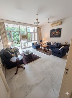 4 BHK + Pooja Room,Servant Room,Store Room Builder Floor For Rent in Greater Kailash I