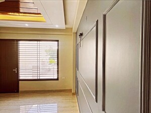 Building Lobby in 3 BHK Builder Floor at Sector 4 – for Rent