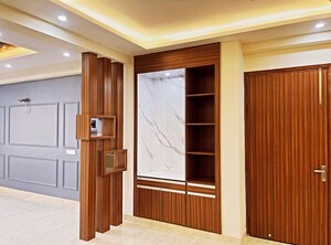 Room in 3 BHK Builder Floor at Sector 4 – for Rent