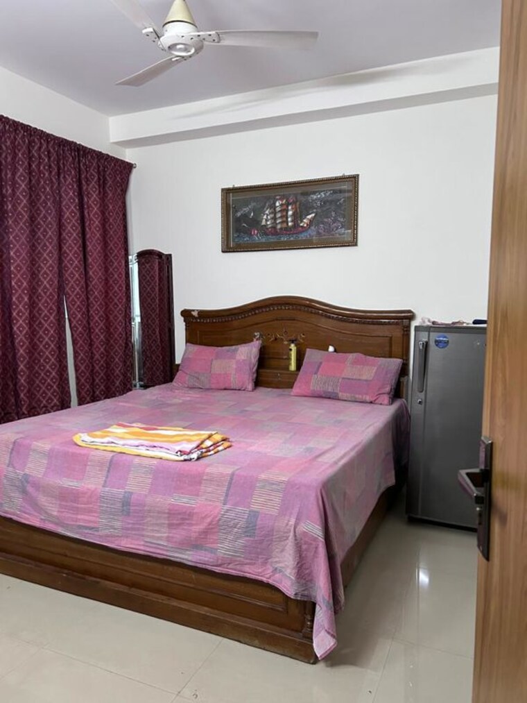 Bedroom, ramprastha-primera 3 Bedroom 1820 Sq.Ft. Apartment In Sector 37d Gurgaon 10448379