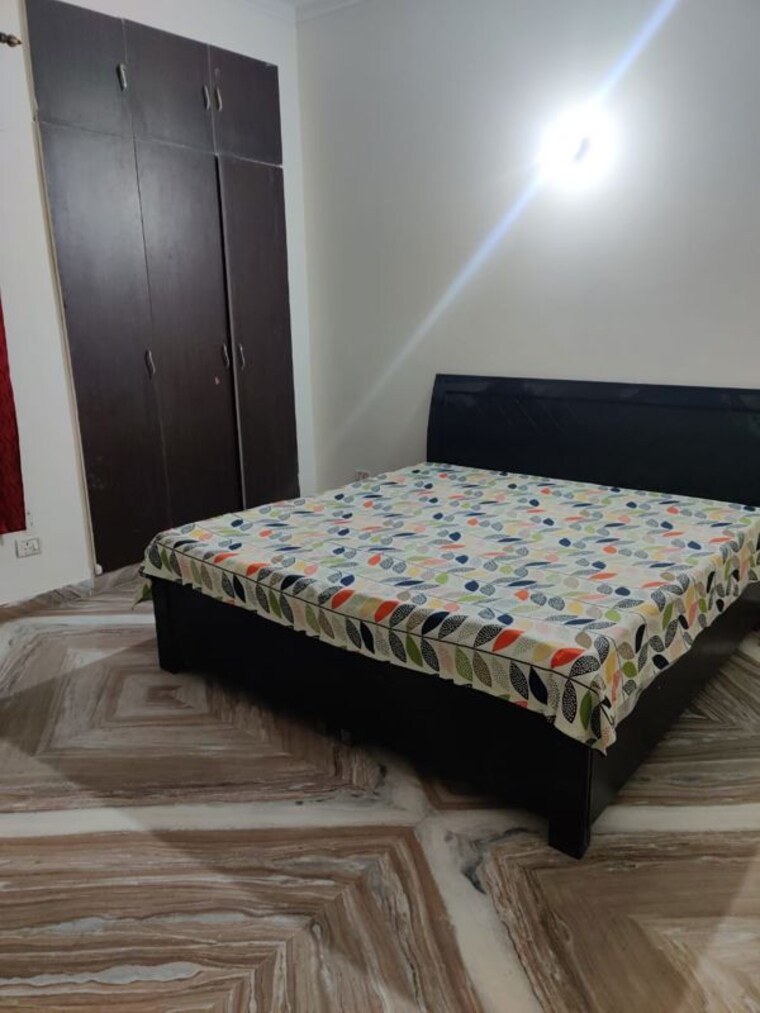 Bedroom, sector 42 2.5 Bedroom 870 Sq.Ft. Builder Floor In Sector 42 Noida 10464180