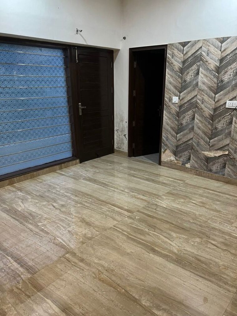 Room, phase 4 3 Bedroom 1000 Sq.Ft. Builder Floor In Phase 4 Mohali 10464191