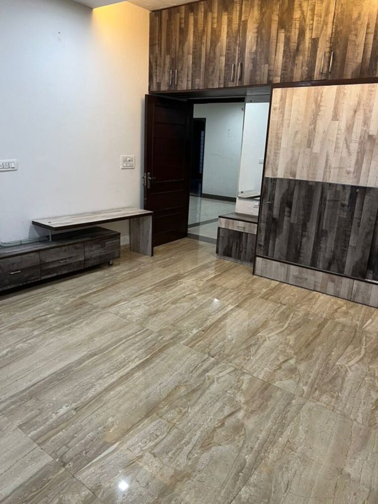 Room, phase 4 3 Bedroom 1000 Sq.Ft. Builder Floor In Phase 4 Mohali 10464191