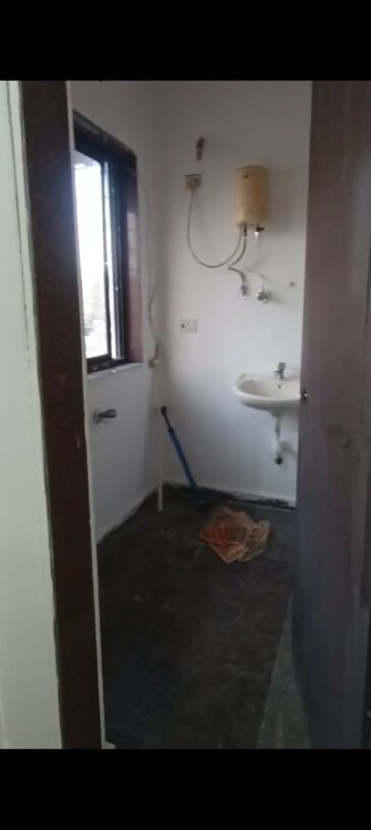 Bathroom, mathru-vatsalya-apartment 1 Bedroom 500 Sq.Ft. Apartment In Andheri West Mumbai 10464201