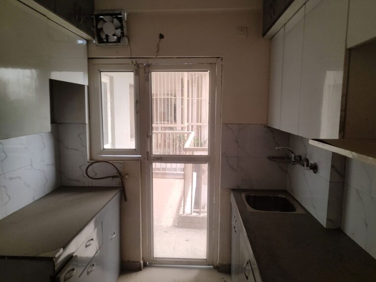 Kitchen, amrapali-ivory-heights 2 Bedroom 1000 Sq.Ft. Apartment In Amrapali Dream Valley Greater Noida 10464204