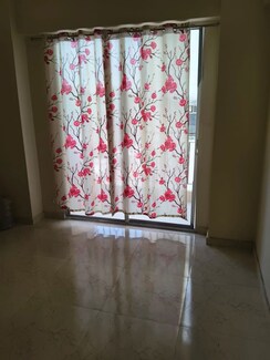 2 BHK + Servant Room Apartment For Rent in MRG The Balcony