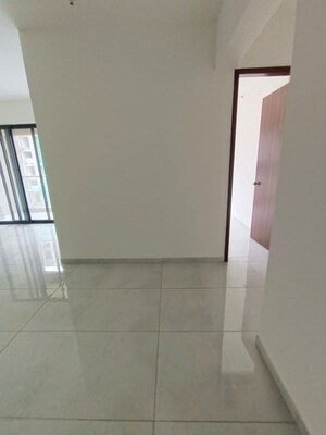 Room in 2 BHK Apartment at Mantra Meraki, Akurdi – for Rent