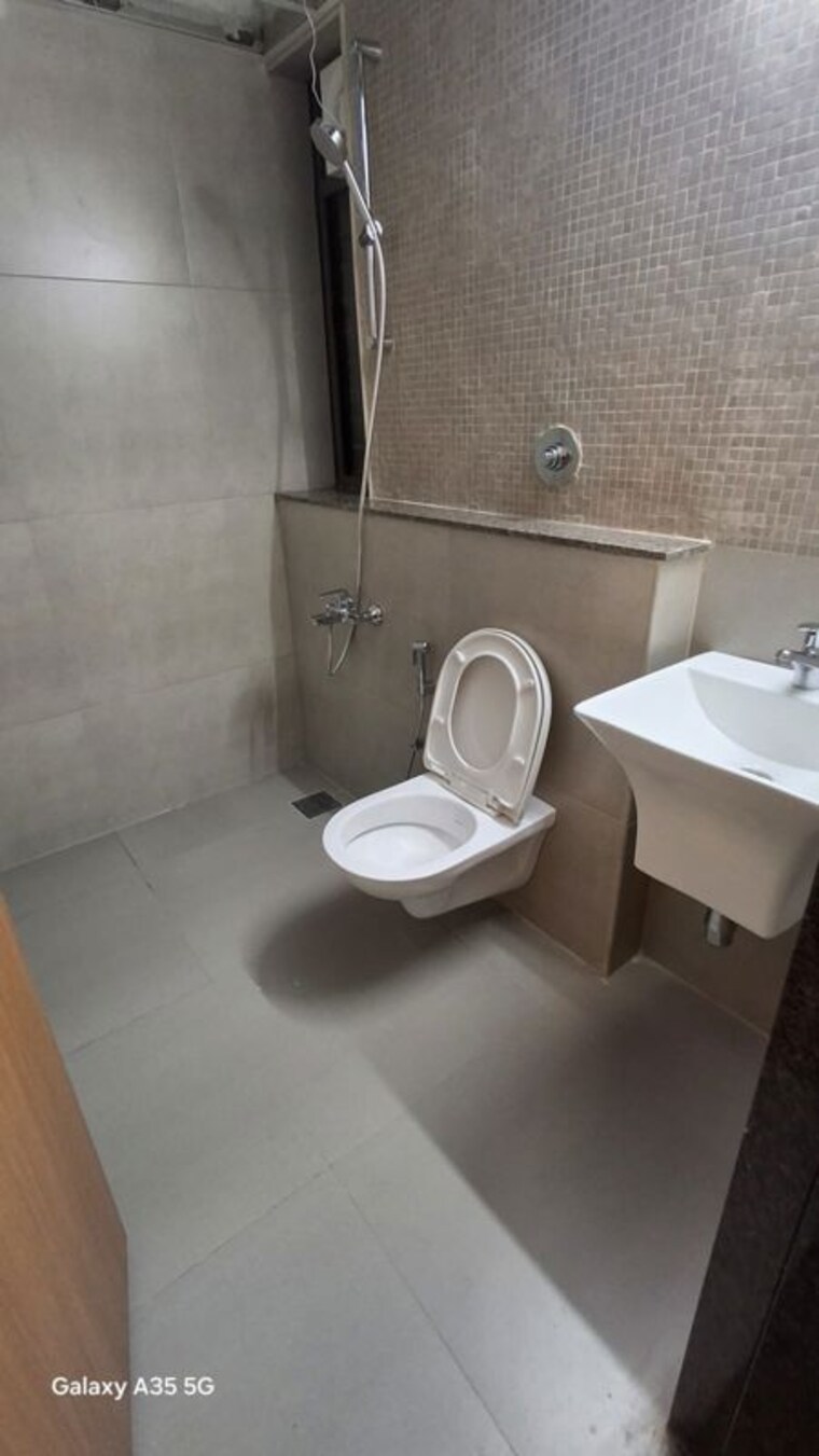 Bathroom, arvind-bel-air 2 Bedroom 1150 Sq.Ft. Apartment In Yelahanka Bangalore 10464256