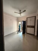 2 BHK 1050 Sq.Ft. Apartment in AWHO 8B
