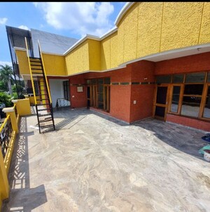 3 BHK Builder Floor For Rent in Sector 9