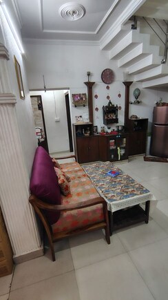 5 BHK + Pooja Room Builder Floor For Rent in Geetanjali Enclave